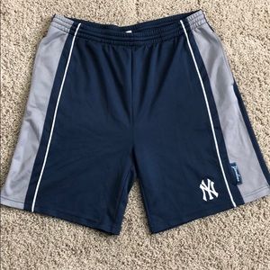 NEW YORK YANKEES - Shorts 💥
